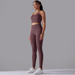 Ensemble de yoga sans couture 2 pièces, soutien-gorge et legging, tenue de sport pour femmes, vêtements de sport - Product Image 2