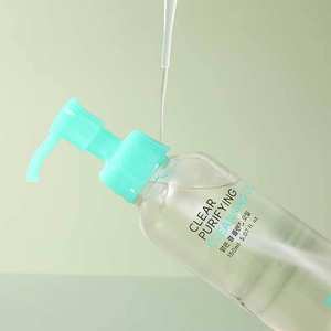 Aceite Desmaquillante Purificante Sin Perfume Medi Section No M Clear de 150 ml para Piel Sensible, Fórmula Hipoalergénica para Equilibrar los Lípidos - Product Image 2