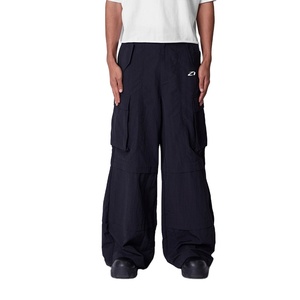 Pantalones Cargo de Nylon con Múltiples Bolsillos para Hombre, Estilo Urbano, Pierna Ancha, Pantalones Utilitarios, Proveedor OEM Personalizado, Venta al Por Mayor Directa de Fábrica - Product Image 1