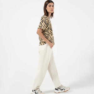 Nouveaux T-shirts courts d'été pour femmes de qualité supérieure, personnalisables avec logo, grandes tailles, respirants, 100 % coton, en promotion - Product Image 3