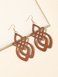 Pendientes de Madera Ecológicos Pintados a Mano con Detalles Láser, en Colores Pantone, Pulidos, Modernos, Estilo Ángel, para Bodas y Moda - Product Image 3