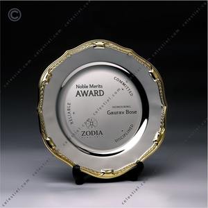 Assiettes de présentation en laiton de luxe avec détails ornés pour des occasions spéciales, assiette en laiton de haute qualité - Product Image 2