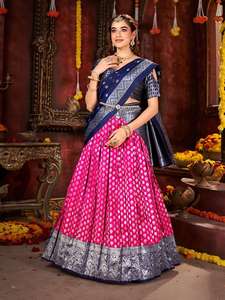 Nuevo y hermoso lehenga de boda de seda litchi Banarasi - Product Image 4