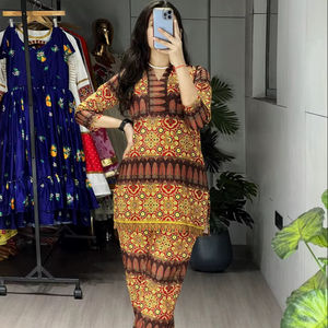 Ensemble haut et bas en rayonne à imprimé ethnique pour femmes |   Ensemble Coordonné Confortable pour Tenue Décontractée - Product Image 1