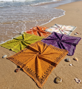Foulards Bohèmes en Coton 100% Imprimés à la Main, Bandanas Légers à Motifs Floraux, Accessoires de Mode Artisanaux pour la Tête - Product Image 2
