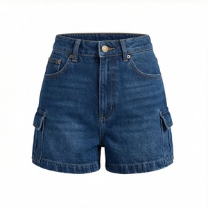 Shorts de mezclilla ajustados para mujer, elásticos, con agujeros y borlas, estilo casual de verano, ropa de calle, atuendo moderno y a la moda - Product Image 1