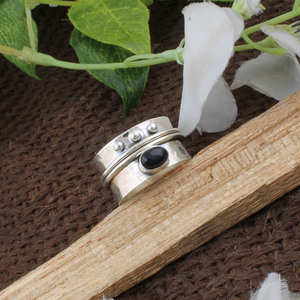 Bague anti-stress multi-bandes classique en argent sterling 925 Shree Jaipur, sertie de perles, pour la méditation et l'anxiété, vente en gros - Product Image 1