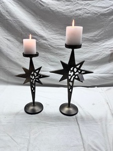 Ensemble de 2 chandeliers en fer en forme d'étoile pour la décoration de Noël à la maison, design en métal durable - Product Image 2