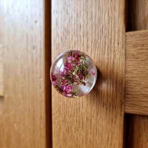 Pomo de Gabinete Ecológico Ajustable con Flores Secas, Tirador de Cajón de Resina de Cristal, Lavanda Heather, para Cocina, Dormitorio, Sala de Estar - Product Image 3
