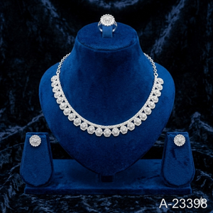 MOLL JEWELLERS ชุดเครื่องประดับเจ้าสาวชุบทองแท้สำหรับผู้หญิง รูปทรงดอกไม้ ประดับเพชรซิร์คอนแบบฝังละเอียด สร้อยคอแฟชั่นทันสมัย - Product Image 3