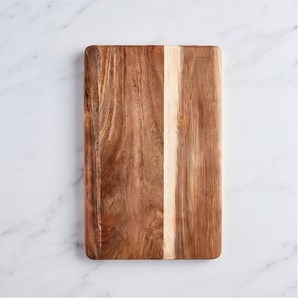 Elegante Tabla de Cortar Rectangular de Madera con Orificio para Colgar, Ideal para Servir Queso, Carne y Fruta - Product Image 5