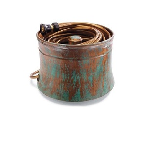 Support de tuyau d'arrosage vintage très vendu avec finition antique, organisateur décoratif de tuyaux d'eau extérieur, taille et couleur personnalisables - Product Image 2