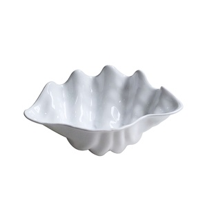 Bol à salade moderne en plastique en forme de coquillage pour les fêtes en plein air au bord de la piscine - Product Image 2