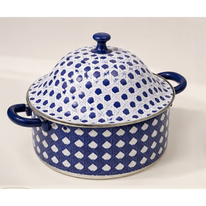 Casserole vintage en émail bleu et blanc à motif, avec couvercle et double poignée, pour soupes et plats mijotés, en fer émaillé - Product Image 1
