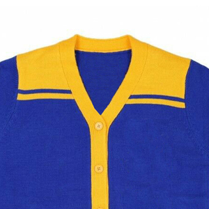 Crea tus propios suéteres de cuello en V de alta calidad para hermandades, fraternidades, escuelas, colegios, universidades, logotipos, cárdigans tejidos - Product Image 2