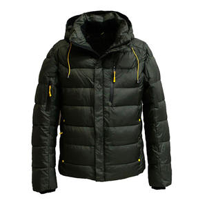Blouson matelassé décontracté et personnalisable style rétro Y2K pour homme, coupe courte, effet pulvérisé arc-en-ciel - Product Image 3