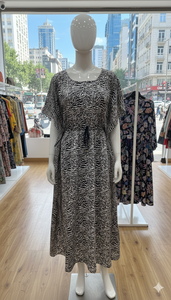 Elegante Kaftán Georgette Maxi Islámico de Lujo, Salwar Fluido de Manga Corta, Vestido Línea A con Detalle de Lazo en la Cintura, Ligero y Transpirable para Verano - Product Image 2