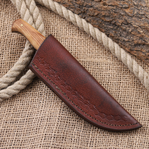 Cuchillo Nórdico de Acero de Damasco con Hoja Fija para Caza, Desollado y Camping, Mango de Madera de Olivo, Espiga Completa, Grado Industrial - Product Image 6