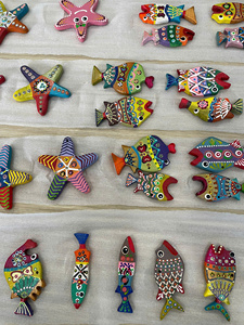 งานฝีมือแกะสลักสัตว์จากไม้แอช ทาสีด้วยมือ งานประดิษฐ์สีสันสดใส แขวนผนัง ของสะสม ของตกแต่ง แบรนด์แท้ ลูน่า - Product Image 6