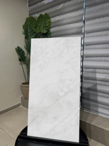 Carrelage Céramique ALMADEN ICE Qualité Export, Finition Polie Mate, Revêtement Mural et de Sol de Luxe, Design Moderne pour Intérieur, Disponible à la Vente - Product Image 1