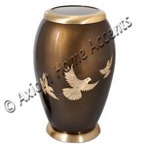 Urna de latón de calidad superior con grabados personalizados y un acabado brillante para un memorial digno de Axiom Home Accents - Product Image 4