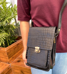New Crocodile Embossed Messenger <b>Bag</b> Full Grain Genuine Leather Flap Satchel Cow Leather Crossbody Shoulder <b>Bags</b> <b>for</b> <b>Men</b> & Women - Product Image 2