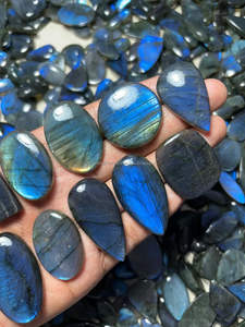 Piedra preciosa de cristal suelta de Color verde Natural de jaspe pulido de labradorita llamativa azul de grado AAA para decoración del hogar o regalo - Product Image 2