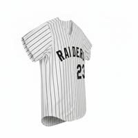 Maillot de baseball blanc personnalisé style Raiders, col en V boutonné, manches courtes, en maille respirante, avec impression de numéro