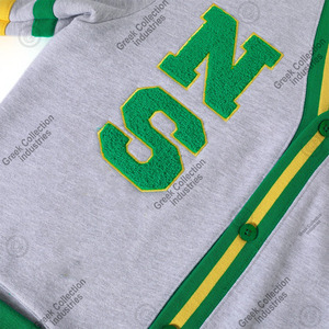 Cárdigan personalizado con cuello en V para hermandades, fraternidades, escuelas, invierno, unisex, universidad NSU, suéter griego, bordado en chenilla - Product Image 4