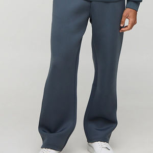 Ensemble de survêtement décontracté avec capuche et manches longues, design de haute qualité à prix abordable, personnalisable avec logo et pantalon large - Product Image 4