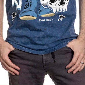 เสื้อยืดคอกลมแขนสั้นลายการ์ตูนบรู๊คกี้แบร์สำหรับผู้ชาย ผ้าฝ้ายเจอร์ซีย์สีน้ำเงิน ไซส์พลัส ยับยาก สวมใส่สบาย - Product Image 4