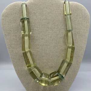 Collier en résine fait main avec perles colorées et pendentifs en forme de corne, bijoux d'art populaire pour femmes - Product Image 6