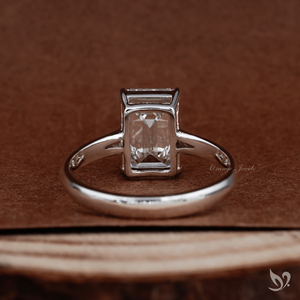 Anillo de Compromiso de Lujo con Diamante Cultivado en Laboratorio, Corte Esmeralda de 3 Quilates, Certificado IGI, Solitario en Oro Sólido de 10K, para Regalo de Boda - Product Image 3