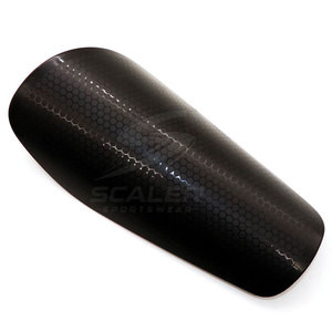 สนับแข้งฟุตบอลรูปทรงตามหลักสรีรศาสตร์ วัสดุ EVA น้ำหนักเบา ดีไซน์นุ่มสบายเพื่อความสบายและพอดีตัวสูงสุด - Product Image 2