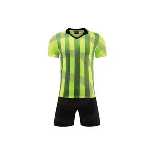 Venta superior Jerseys de fútbol para hombres adultos hechos a medida Último diseño 100% Poliéster Transpirable Secado rápido Color y logotipo personalizados - Product Image 1