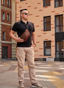 Bolso de Cintura Cruzado de Cuero Marrón para Hombre, Estilo Barril, con Cremallera, Bandolera, Riñonera Unisex de Cuero Genuino - Product Image 5