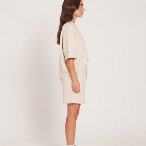 Conjunto de camiseta y pantalones cortos para mujer, 100% algodón de alta densidad (300GSM), estilo oversized, liso, de secado rápido, transpirable, estilo urbano, conjunto de 2 piezas. - Product Image 6