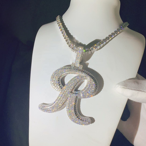 Joyería Clásica de Aniversario, Chapada en Oro, Plata de Ley 92.5%, Colgante Redondo Brillante con Moissanita, Unisex, Certificado GRA - Product Image 3