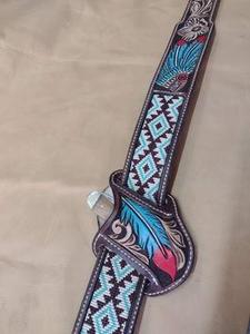 Ceinture en cuir pleine fleur véritable, ornée de fleurs perlées et de motifs faits à la main, style western, pour homme et femme, avec boucle en alliage de zinc bleue et perles cousues. - Product Image 5