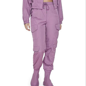 Ensemble de survêtement coupe-vent imprimé personnalisé pour femme, veste à manches raglan et pantalon de jogging assorti, respirant, séchage rapide, 100 % nylon - Product Image 3