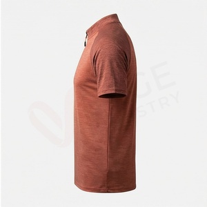 Polo Deportivo de Manga Corta para Hombre, Color Rojo Óxido, con Cierre, de Secado Rápido, Diseño Sólido, Corte Regular - Product Image 3