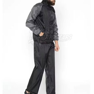 Ensemble coupe-vent de haute qualité pour homme, style streetwear urbain, tenue décontractée moderne, en vente - Product Image 3