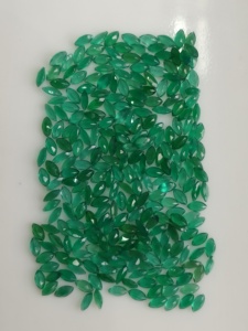 Onyx vert naturel 5x2,5 mm, taille marquise, pierres précieuses de qualité supérieure pour la fabrication de colliers - Product Image 6