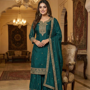 Salwar Kameez Tradicional de Seda con Bordado Chinon y Lentejuelas para Bodas, Diwali y Ocasiones Indias y Pakistaníes - Product Image 1