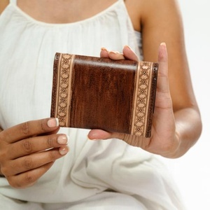 Nueva llegada única de piel en relieve estampado de piel tarjeta monedero cartera rectángulo titular de la tarjeta de crédito monedero con borla llaveros - Product Image 4