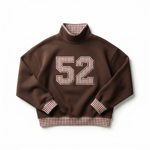 Achetez un sweat-shirt pour femme de style preppy avec un numéro brodé, col rabattu, manches longues, en coton tricoté, pour l'automne - Product Image 3