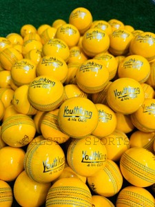 Pelota de Cricket Salstar de Primera Calidad, Fabricada con Cuero Vacuno de Primera Selección, Color Azul, Talla Juvenil, Personalizable en Colores y Logotipo - Product Image 3