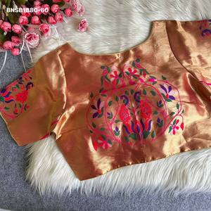 Blouse à manches courtes en soie Paithani de qualité supérieure, avec motifs traditionnels et tissage coloré Lotus, exportateur indien - Product Image 5