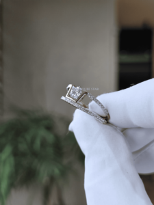 Anillo de Diamante Cultivado en Laboratorio, Redondo, 0.60 Ct, Oro, Doble Banda, Geométrico, Diseño Abierto, Joyería de Compromiso para Mujer - Product Image 4