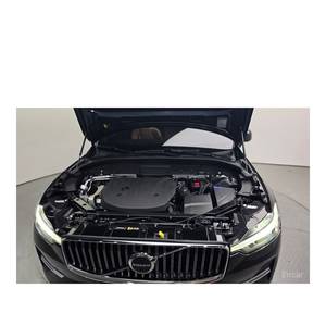 Volvo XC60 B5 Ultimate 2023 avec boîte automatique, conduite à gauche, sièges en cuir, caméra de recul, seulement 12 173 km parcourus - Product Image 6